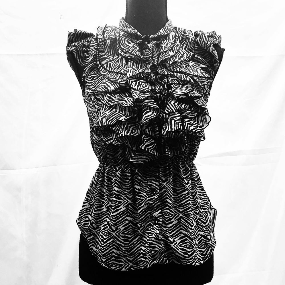 Beautiful ruffled zebra striped top
